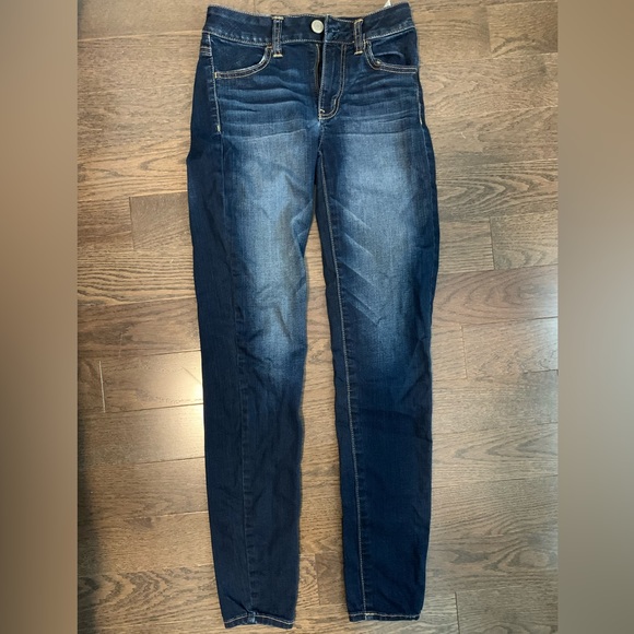 American Eagle Jeans - Picture 2 of 3